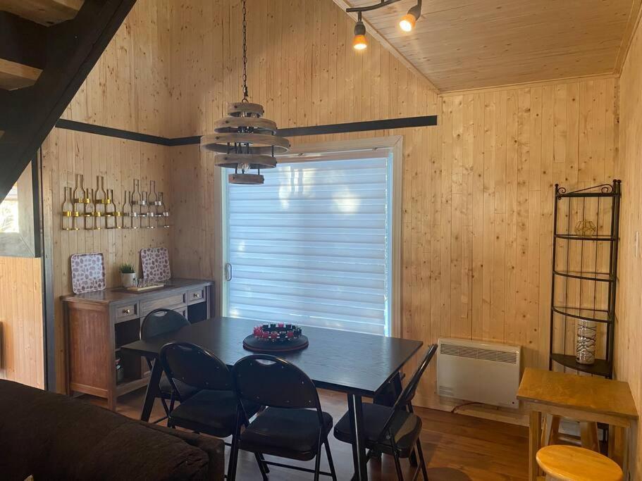 Le Jazz- Chalet Rustique/Chic Avec Spa Notre-Dame-Des-Bois Εξωτερικό φωτογραφία